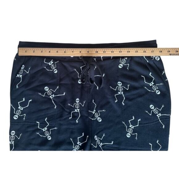 Jane & Delancey Women's Dancing Skeletons Pullover & Jogger Set Size XL Black - Picture 10 of 14